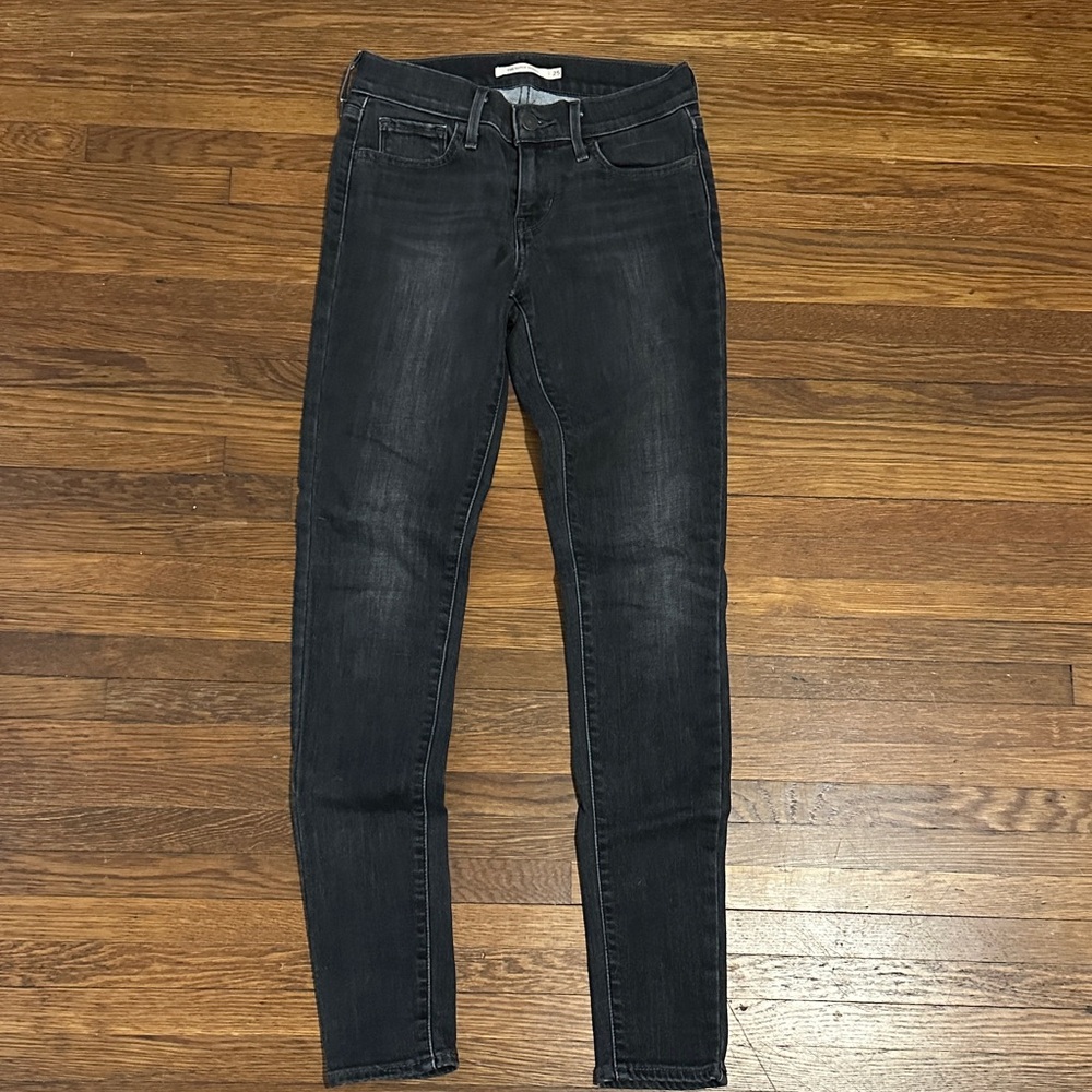 Women's Black Levi Jeans